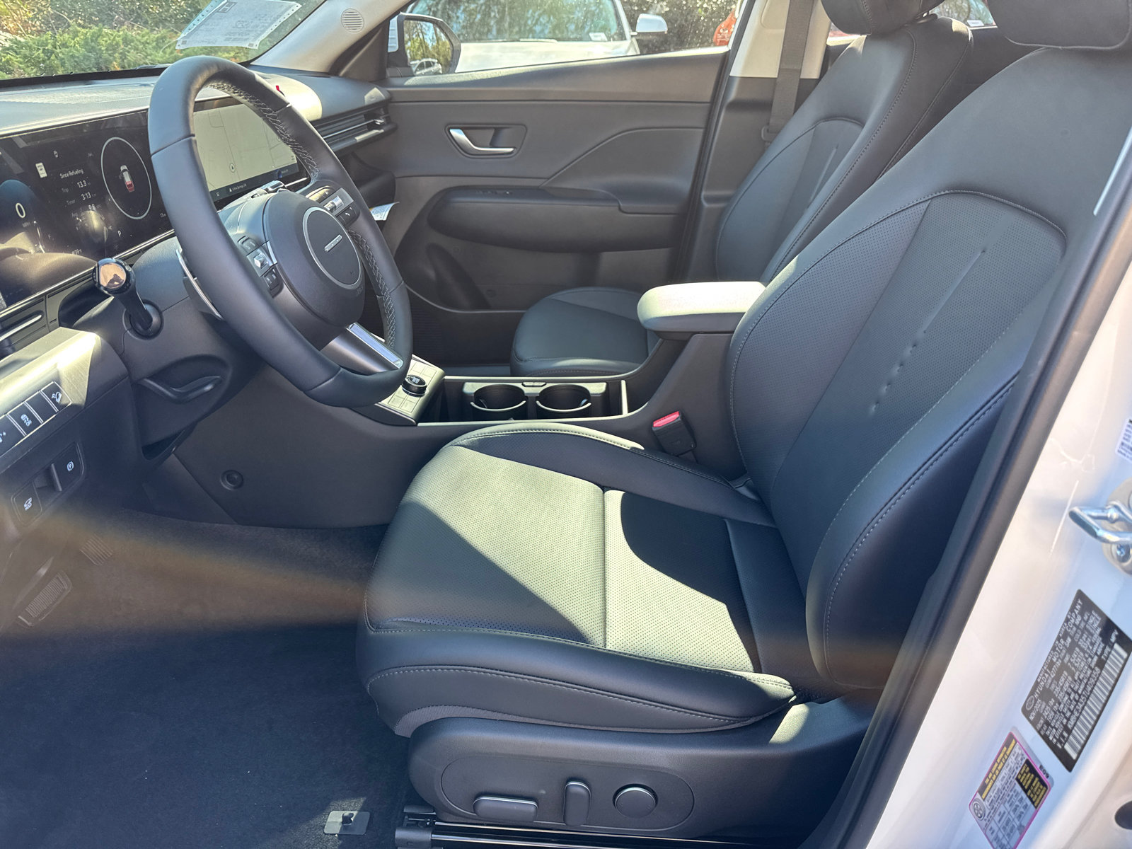 New 2026 Hyundai Kona Limited FWD image 10