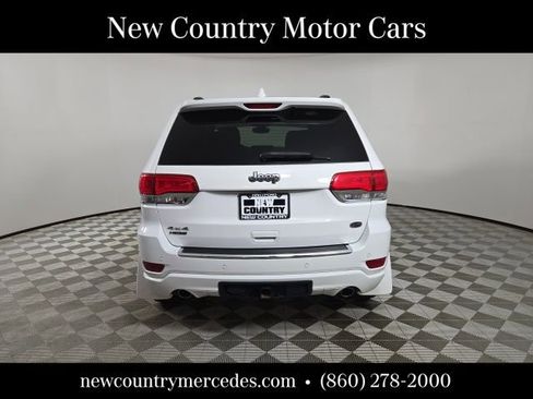 Used 2020 Jeep Grand Cherokee Overland AWD/4WD image 7