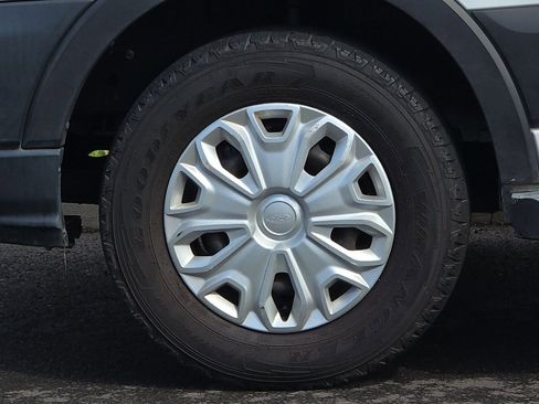 Used 2020 Ford Transit 250 Low Roof w/ Exterior Upgrade Package RWD image 29