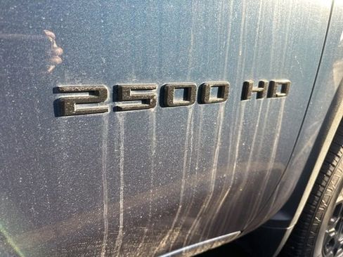 Used 2022 Chevrolet Silverado 2500 LTZ w/ LTZ Plus Package image 9