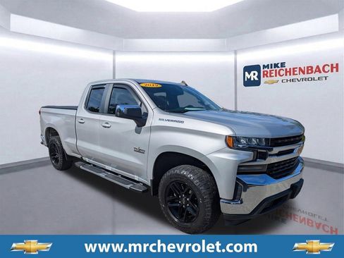 Used 2019 Chevrolet Silverado 1500 LT w/ Texas Edition RWD image 1