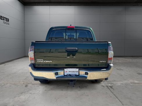 Used 2012 Toyota Tacoma 2WD Double Cab w/ SR5 Pkg image 4