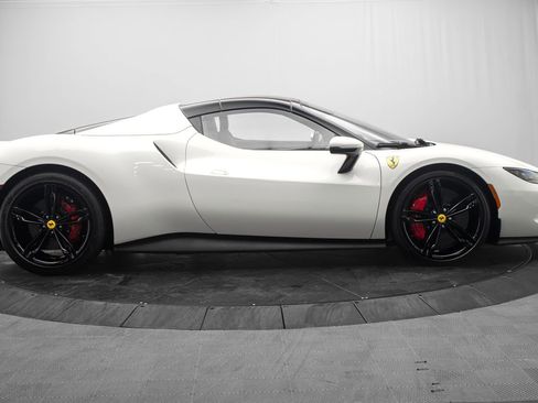 Used 2025 Ferrari 296 GTS RWD image 10