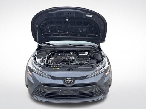Used 2024 Toyota Corolla LE FWD image 29