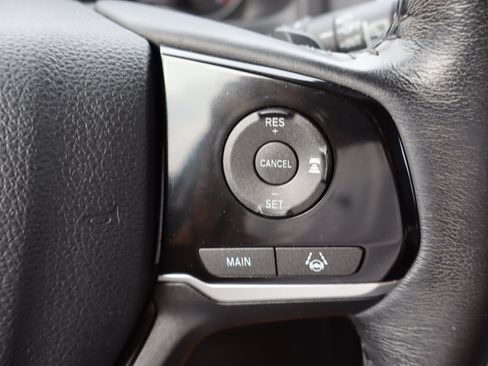Used 2020 Honda Pilot Touring image 23