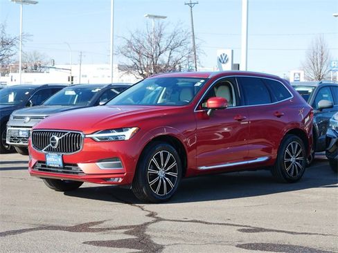 Used 2019 Volvo XC60 T5 Inscription w/ Protection Package Premier image 3