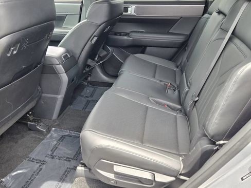 Certified 2025 Hyundai Santa Fe SEL FWD image 11