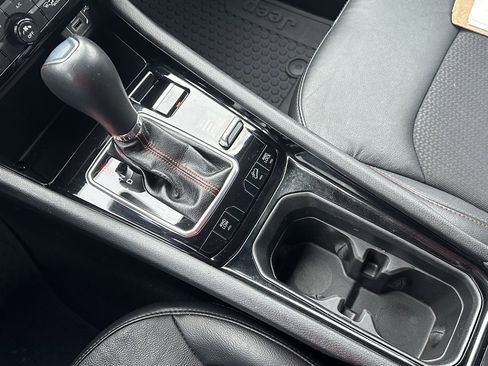 Used 2023 Jeep Compass Trailhawk image 27