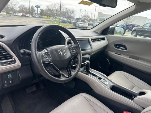 Used 2019 Honda HR-V EX-L image 8