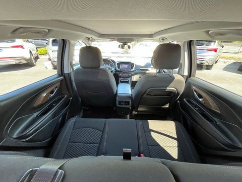 Used 2020 GMC Terrain SLE w/ Driver Convenience Package image 13