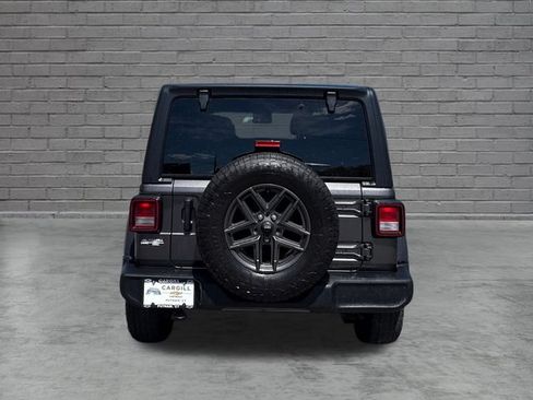 Used 2024 Jeep Wrangler Unlimited Sport AWD/4WD image 6