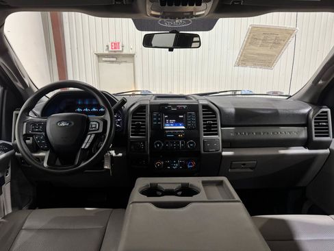 Used 2019 Ford F250 XL w/ Power Equipment Group AWD/4WD image 20