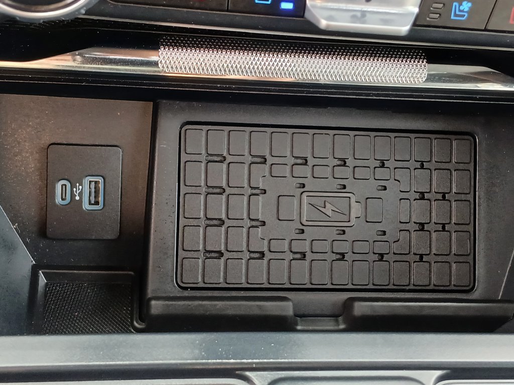 Certified 2023 Ford F150 Raptor AWD/4WD image 19