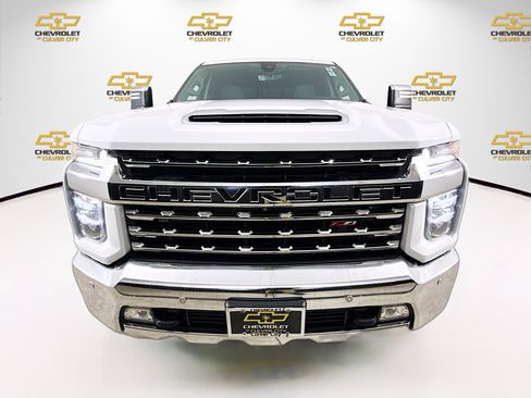 Used 2020 Chevrolet Silverado 3500 LTZ w/ LTZ Plus Package image 2