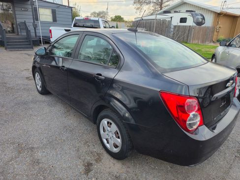Used 2015 Chevrolet Sonic LS image 7