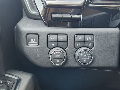 New 2026 Chevrolet Silverado 2500 LTZ w/ Trail Boss Package image 23