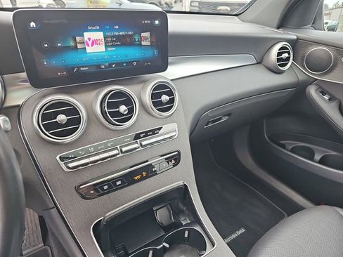 Used 2022 Mercedes-Benz GLC 300 image 44