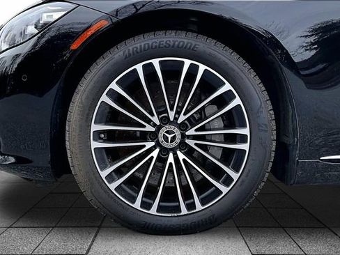 Used 2023 Mercedes-Benz S 500 4MATIC image 4