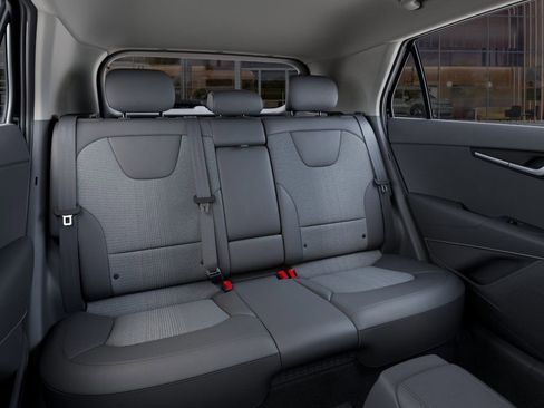 New 2025 Kia Niro EX image 16