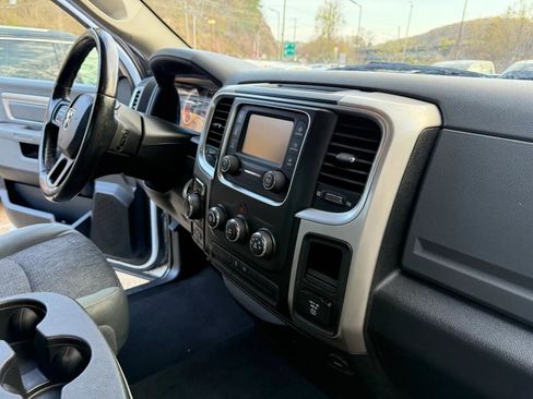 Used 2016 RAM 1500 Big Horn AWD/4WD image 31