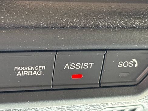 Used 2021 Jeep Gladiator Sport AWD/4WD image 27