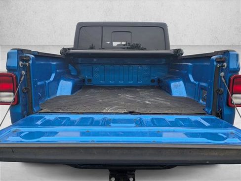 Used 2022 Jeep Gladiator Sport AWD/4WD image 6