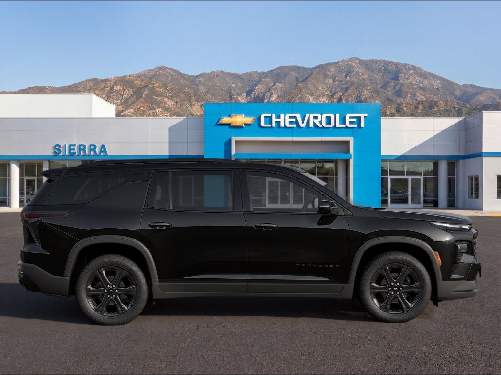 New 2027 Chevrolet Traverse LT w/ Midnight/Sport Edition FWD image 3