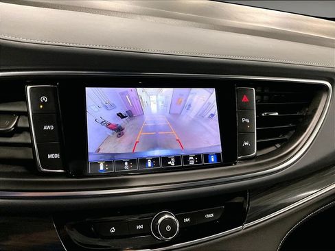 Used 2024 Buick Enclave Essence w/ Experience Buick Package AWD/4WD image 20