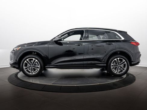 Used 2025 Audi Q5 Premium w/ Convenience Package AWD/4WD image 6