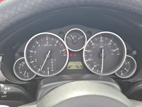 Used 2007 MAZDA MX-5 Miata Touring w/ Appearance Pkg RWD image 21