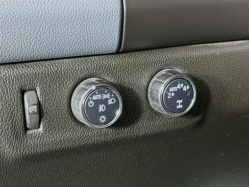 Used 2018 Chevrolet Colorado Z71 image 11