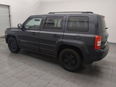 Used 2016 Jeep Patriot Sport image 3