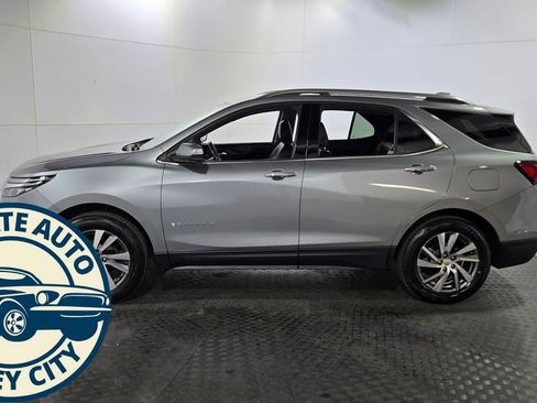 Used 2024 Chevrolet Equinox Premier AWD/4WD image 11
