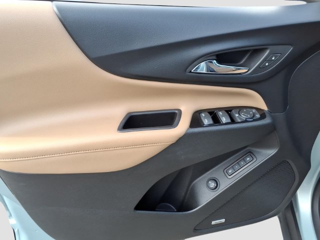 Used 2022 Chevrolet Equinox Premier FWD image 13