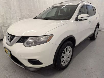 Used 2016 Nissan Rogue S w/ Appearance Package