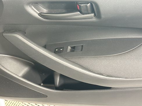 Used 2024 Toyota Corolla LE FWD image 28