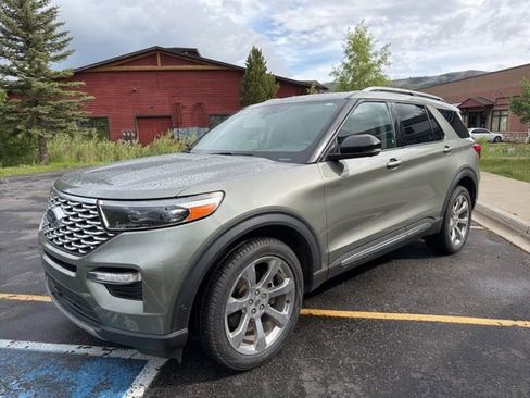 Used 2020 Ford Explorer Platinum w/ Premium Technology Package AWD/4WD image 17