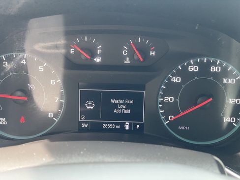Used 2022 Chevrolet Equinox LS FWD image 24