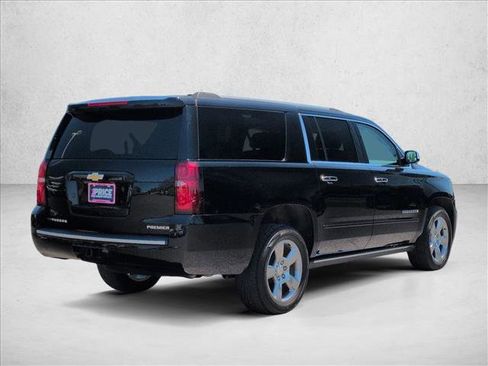 Used 2020 Chevrolet Suburban Premier AWD/4WD image 5