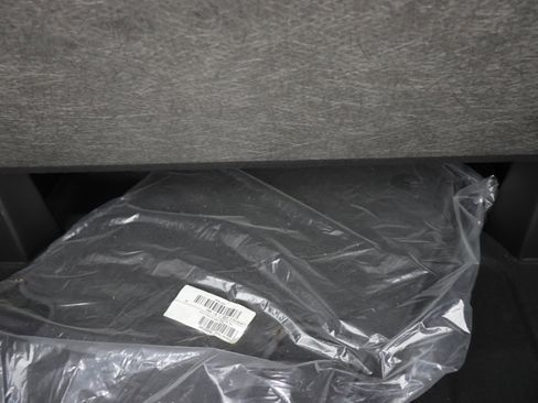 Used 2019 GMC Terrain SLT w/ Preferred Package image 28