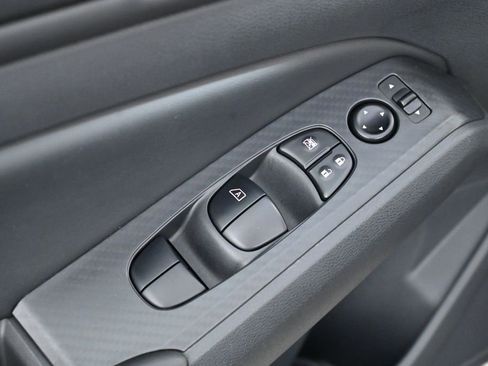 Certified 2025 Nissan Altima 2.5 S FWD image 23