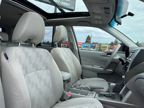 Used 2010 Subaru Forester 2.5X Premium image 17