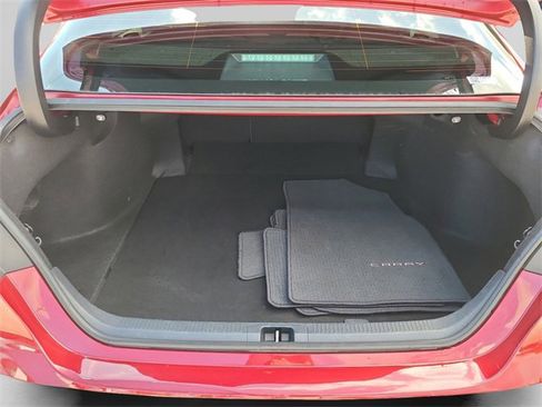 Used 2022 Toyota Camry LE image 9