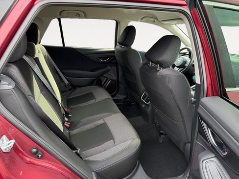 Used 2023 Subaru Outback Premium image 18