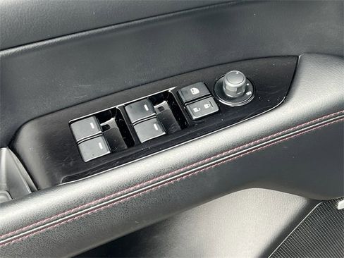 Used 2024 MAZDA CX-5 Carbon Edition image 18