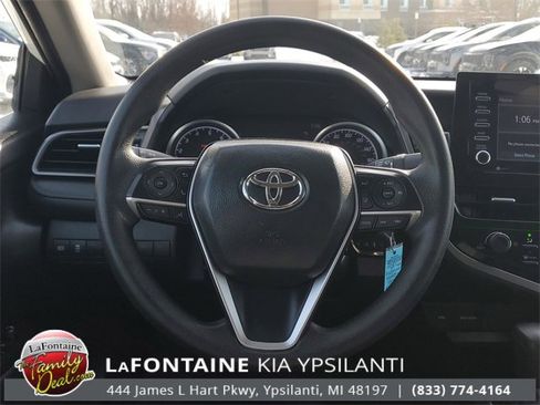 Used 2021 Toyota Camry LE image 26