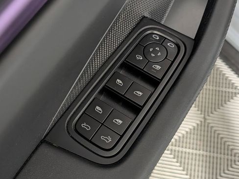 New 2026 Porsche Macan Turbo Electric image 28