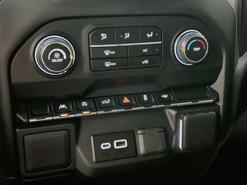 Used 2024 Chevrolet Silverado 1500 Custom w/ LPO, Dark Essentials Package RWD image 15