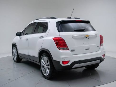 Used 2018 Chevrolet Trax Premier FWD image 21
