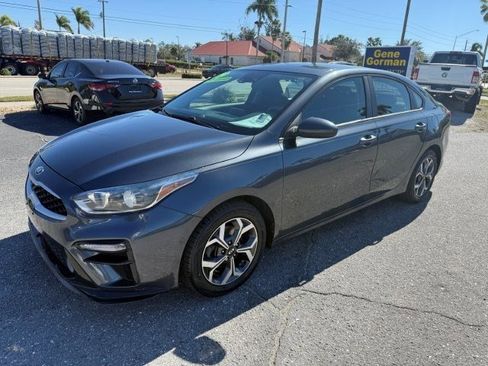 Used 2019 Kia Forte LXS image 3